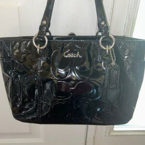 COACH Embossed Leather Tote - East West Gallery Model - Exterior Side Pockets